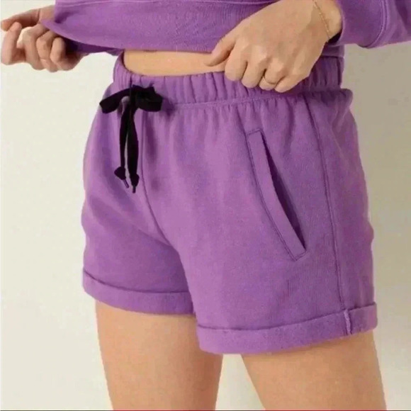 NWT VS Victoria's Secret Pink Amethyst Purple Classic Logo Boyfriend Short S - Picture 4 of 7